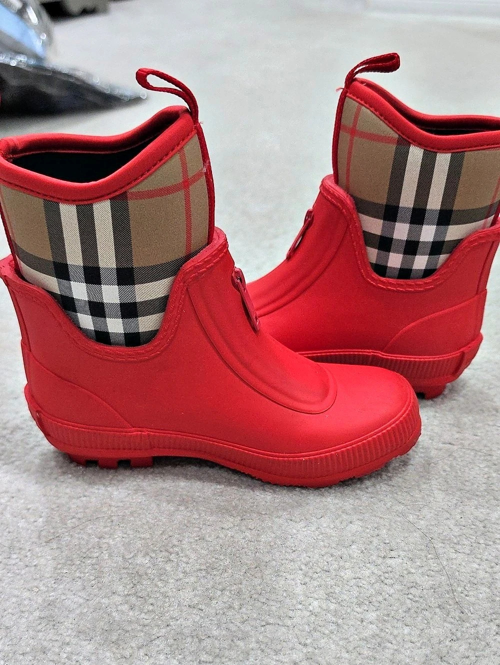 Burberry Ashley Rain Boots Red Rain Boots US 10 Like New